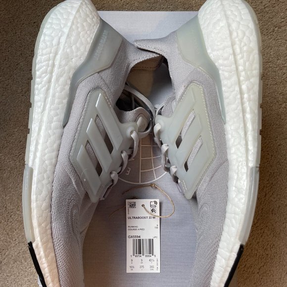 Adidas Ultraboost 22 Womens Size 10.5 in Grey New in Box - Picture 5 of 6